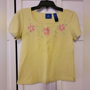 Jh Collectibles Pale Yellow Short Sleeve Top with Pink Floral Beading Size Small